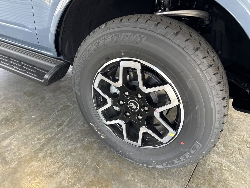 New 2025 Ford Bronco Outer Banks image 8