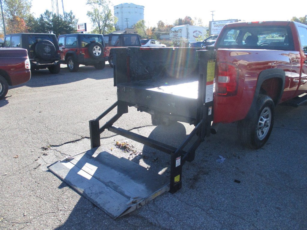 Used 2013 Chevrolet Silverado 3500 W/T RWD image 6