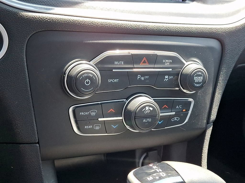 Used 2017 Dodge Charger SXT w/ Plus Group RWD image 16