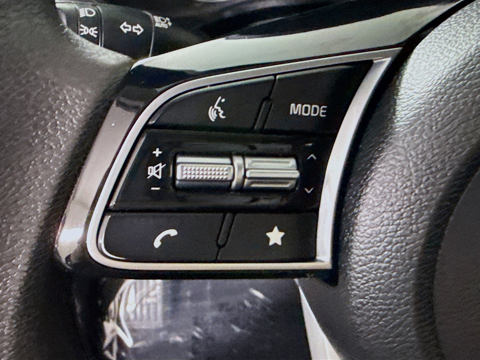 Used 2024 Kia Forte LX image 14