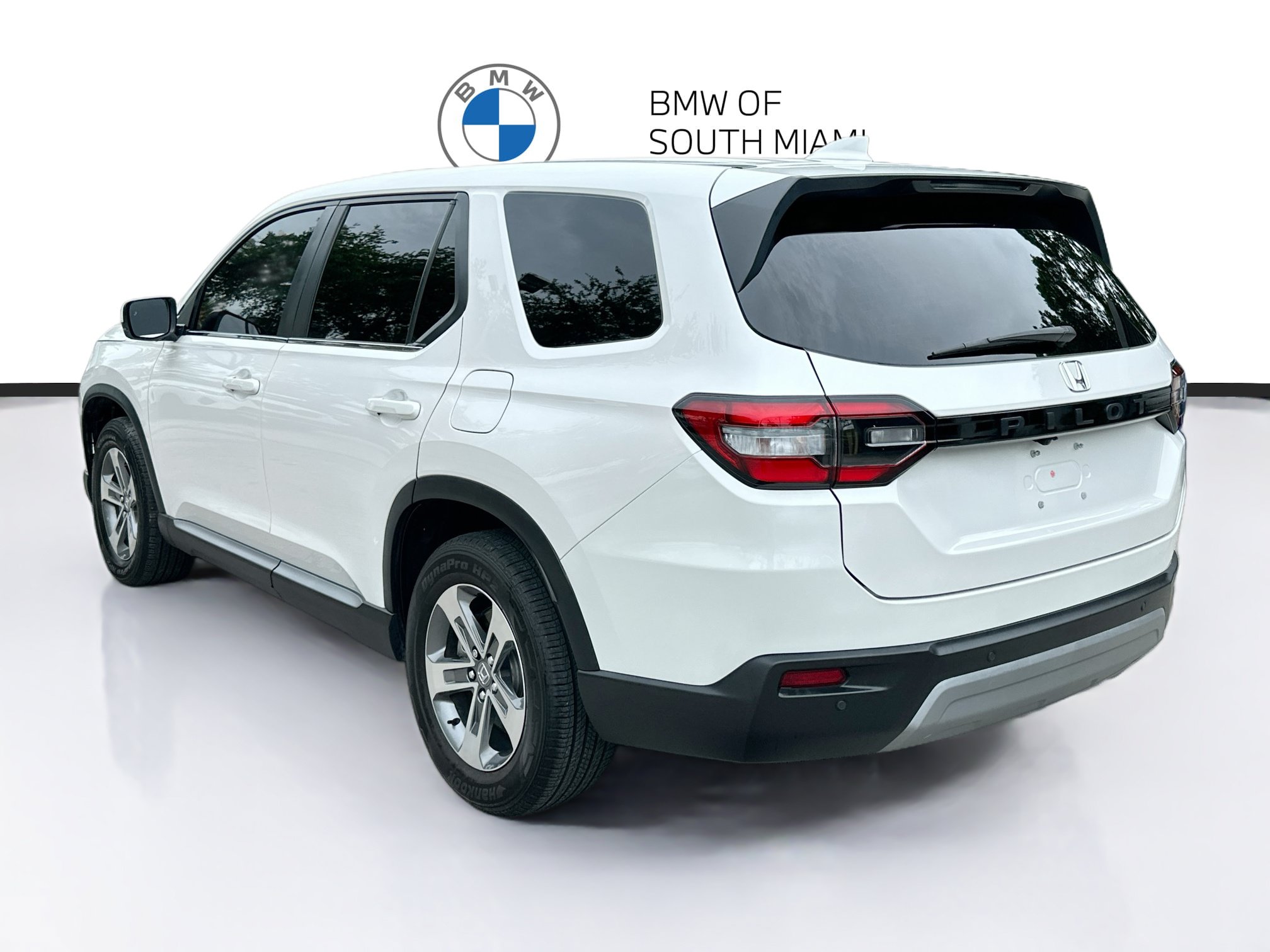 Used 2025 Honda Pilot EX-L image 5