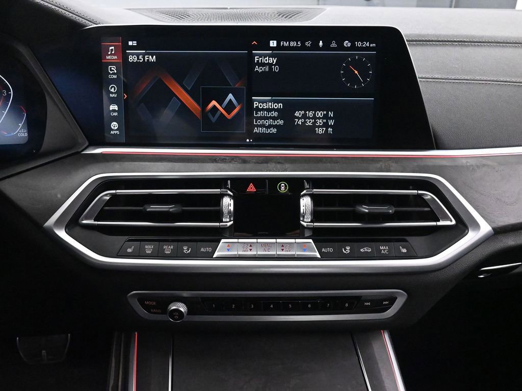 Used 2022 BMW X5 xDrive40i w/ M Sport Package image 31