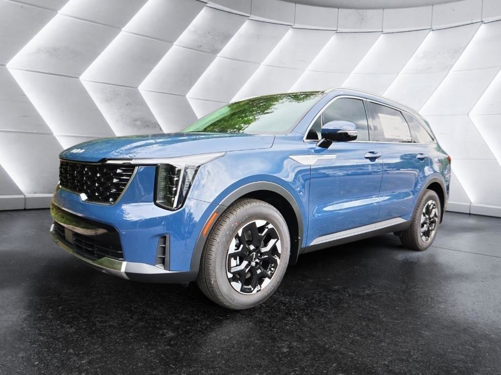 New 2025 Kia Sorento S w/ Panoramic Sunroof Package