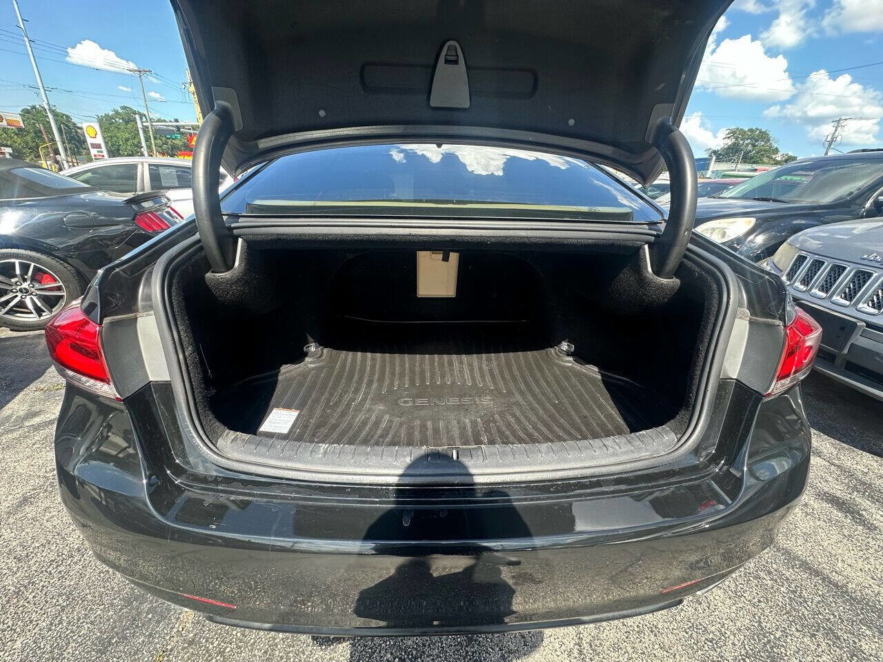 Used 2017 Genesis G80 3.8 w/ Option Group 02 RWD image 24