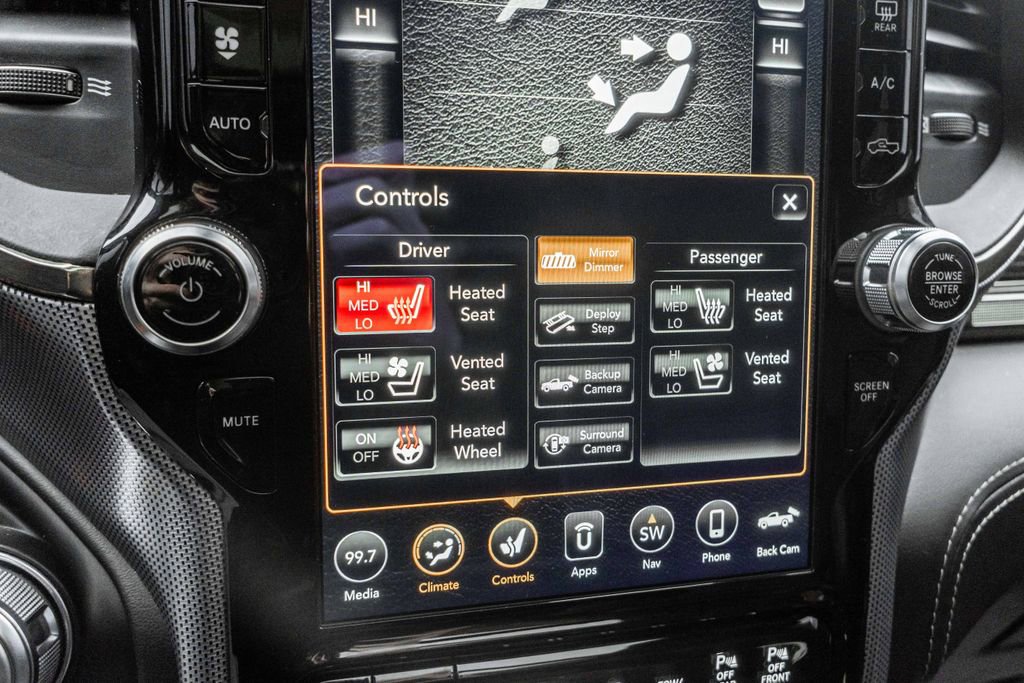 Used 2021 RAM 1500 Limited w/ Night Edition image 10