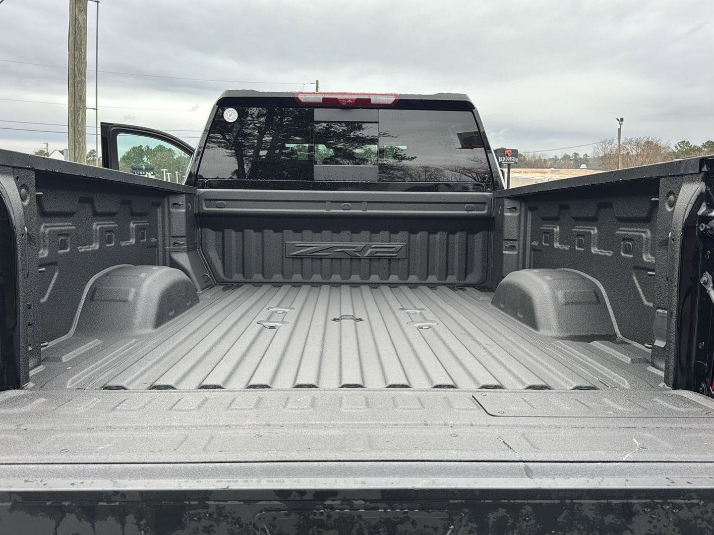 Used 2024 Chevrolet Silverado 2500 ZR2 w/ Technology Package image 29