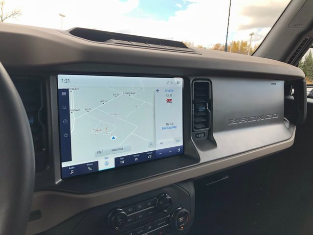 Used 2024 Ford Bronco Wildtrak image 14