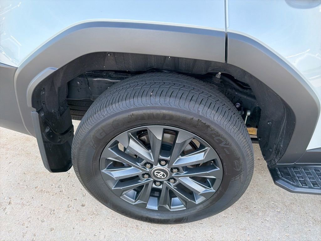 Used 2025 Toyota Land Cruiser AWD/4WD image 35