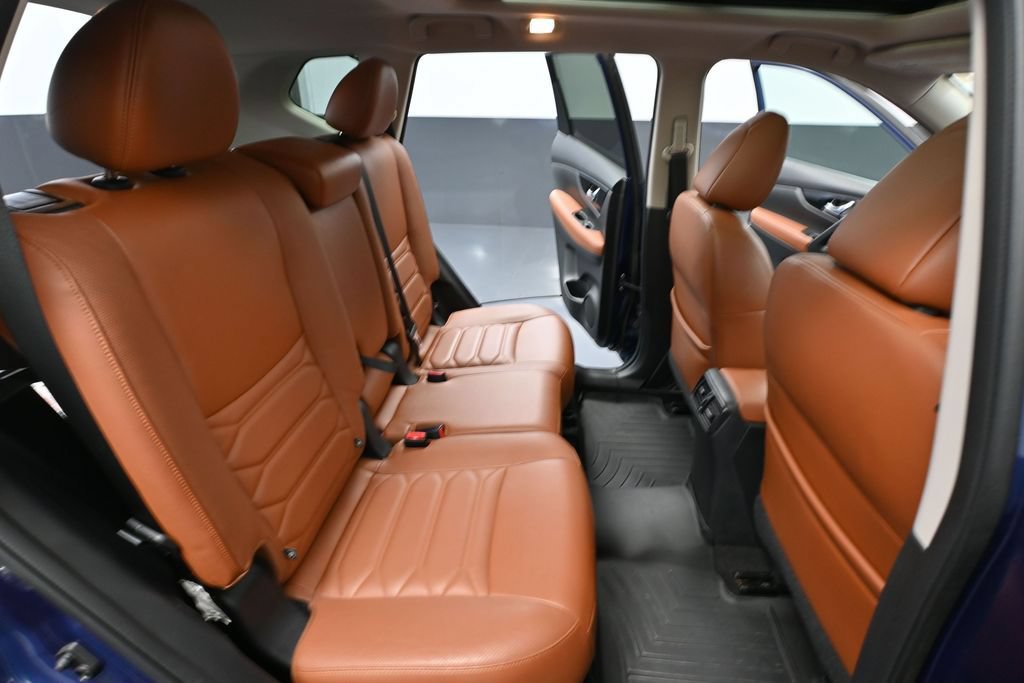 Used 2018 Nissan Rogue SL AWD/4WD image 41
