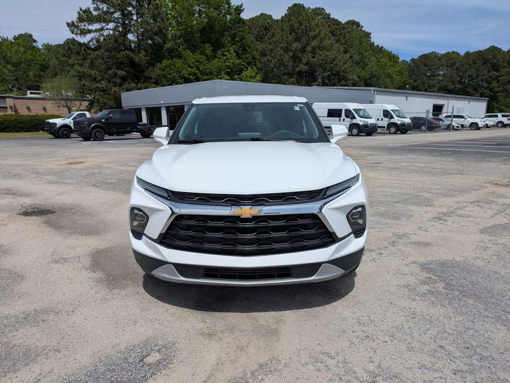 Used 2025 Chevrolet Blazer LT image 8