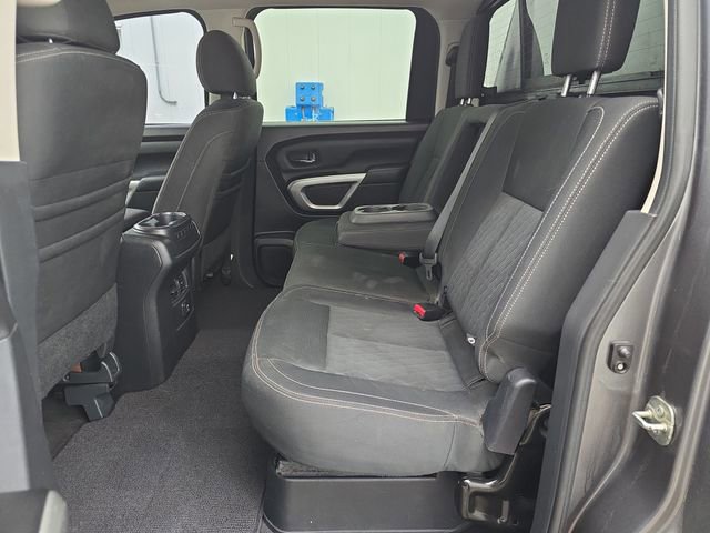 Used 2017 Nissan Titan SV image 24