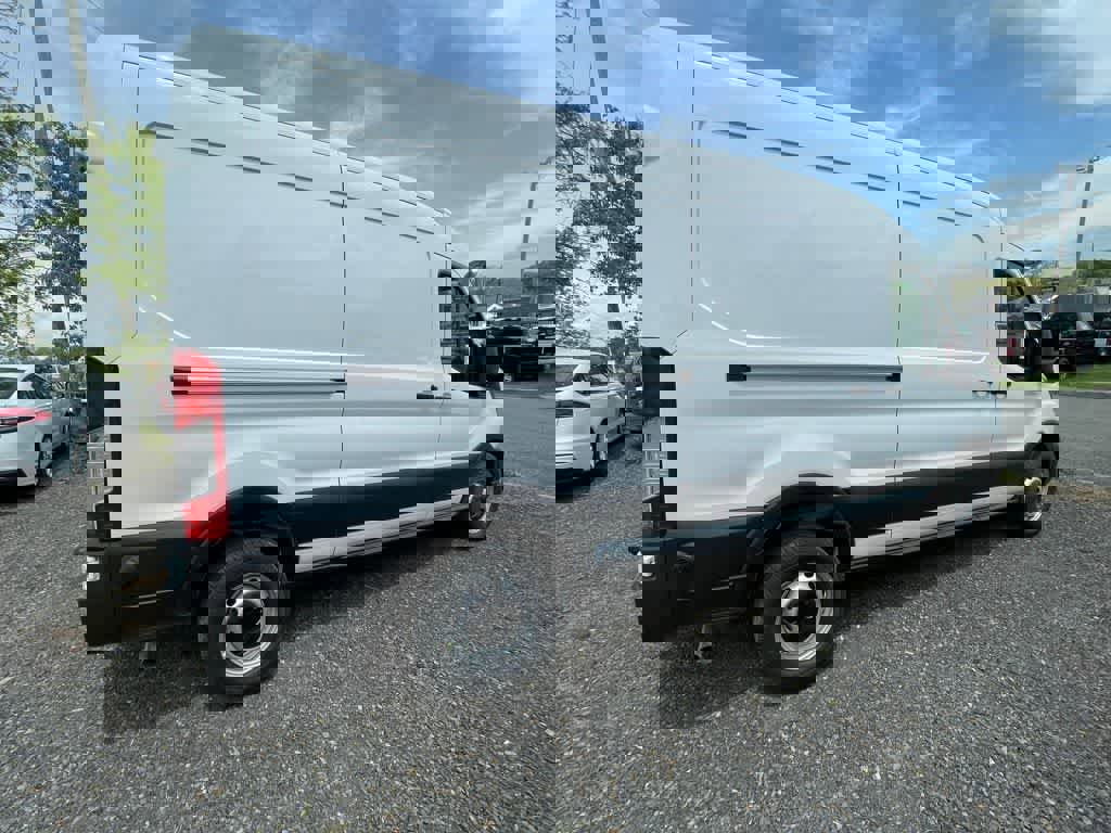 New 2025 Ford Transit 250 148 Medium Roof image 2