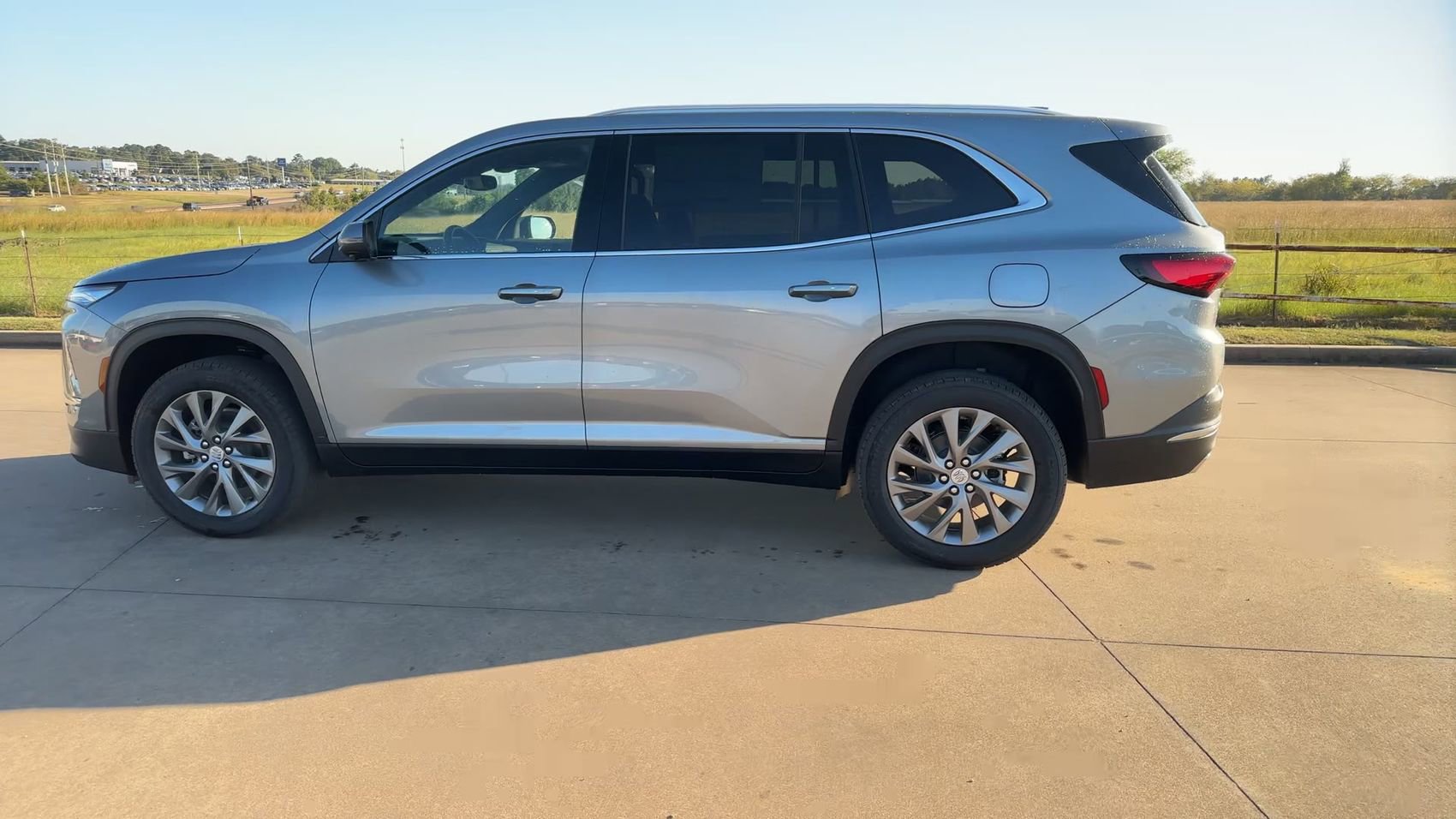 New 2026 Buick Enclave Preferred image 6