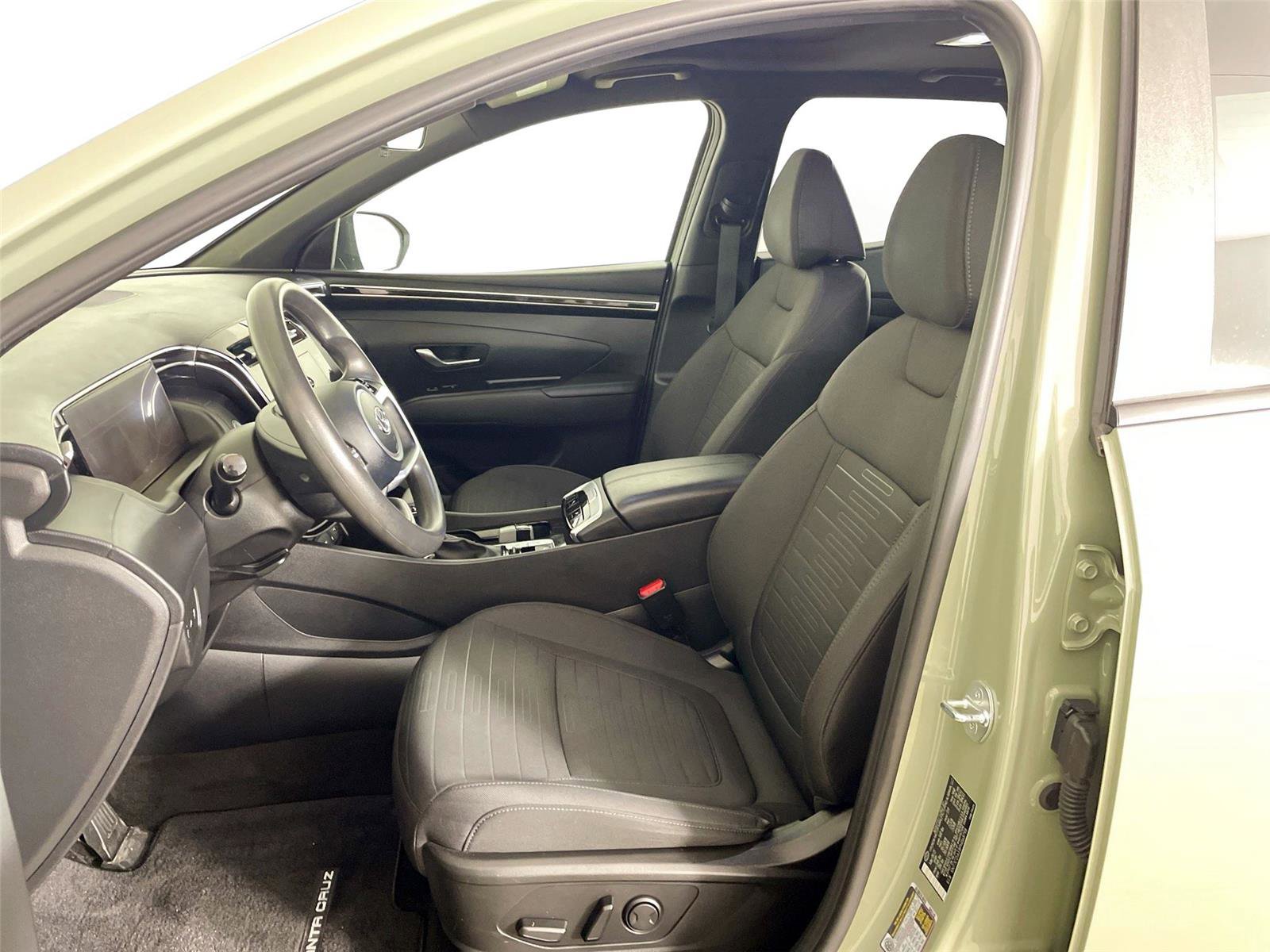 Used 2023 Hyundai Santa Cruz SEL w/ Activity Package AWD/4WD image 5