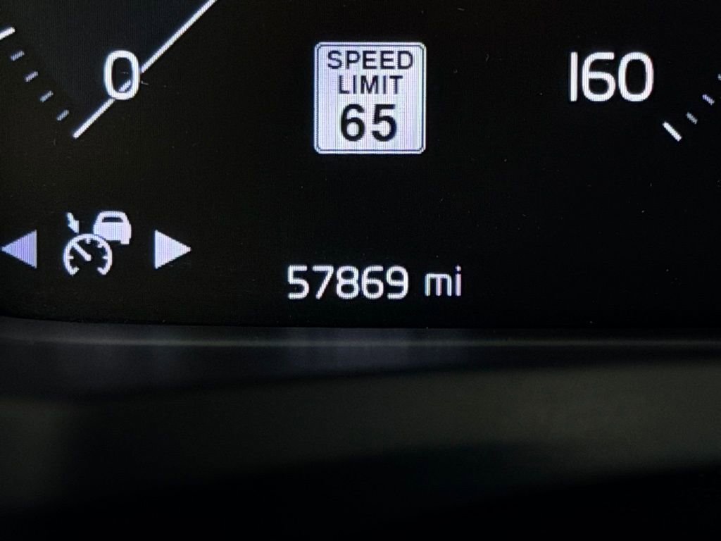 Used 2022 Volvo S60 T8 Polestar image 12