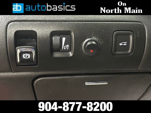 Used 2015 Chevrolet Impala LT FWD image 22