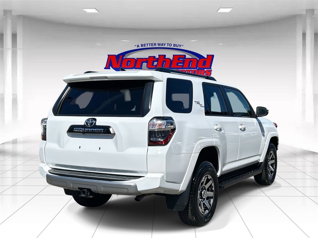 Used 2024 Toyota 4Runner TRD Off-Road Premium image 4