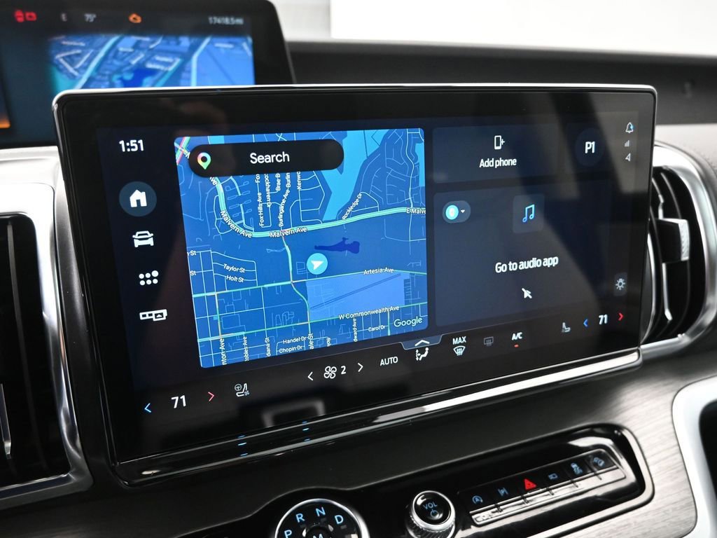 Certified 2025 Ford Expedition Max Platinum image 16