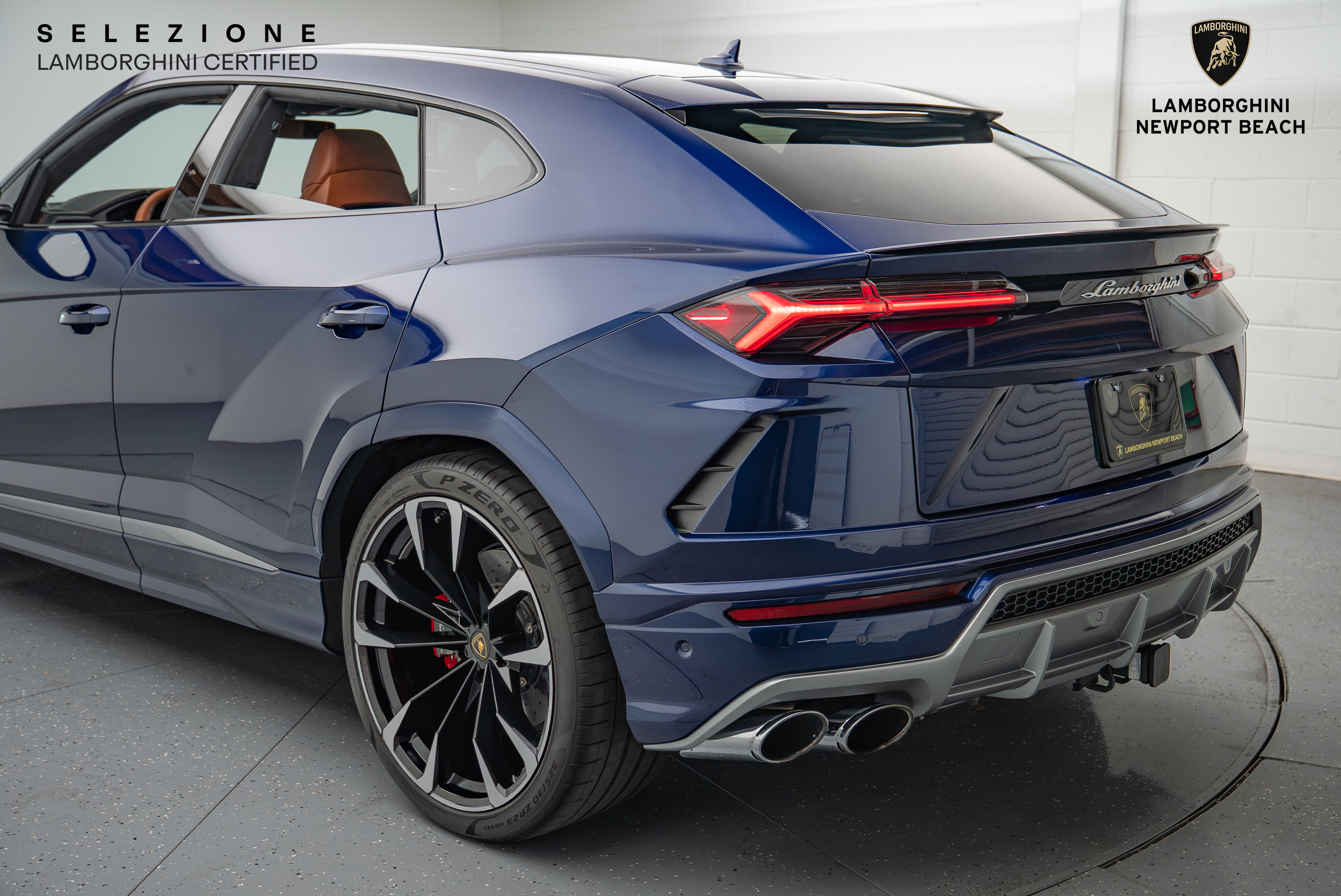 Used 2021 Lamborghini Urus image 12