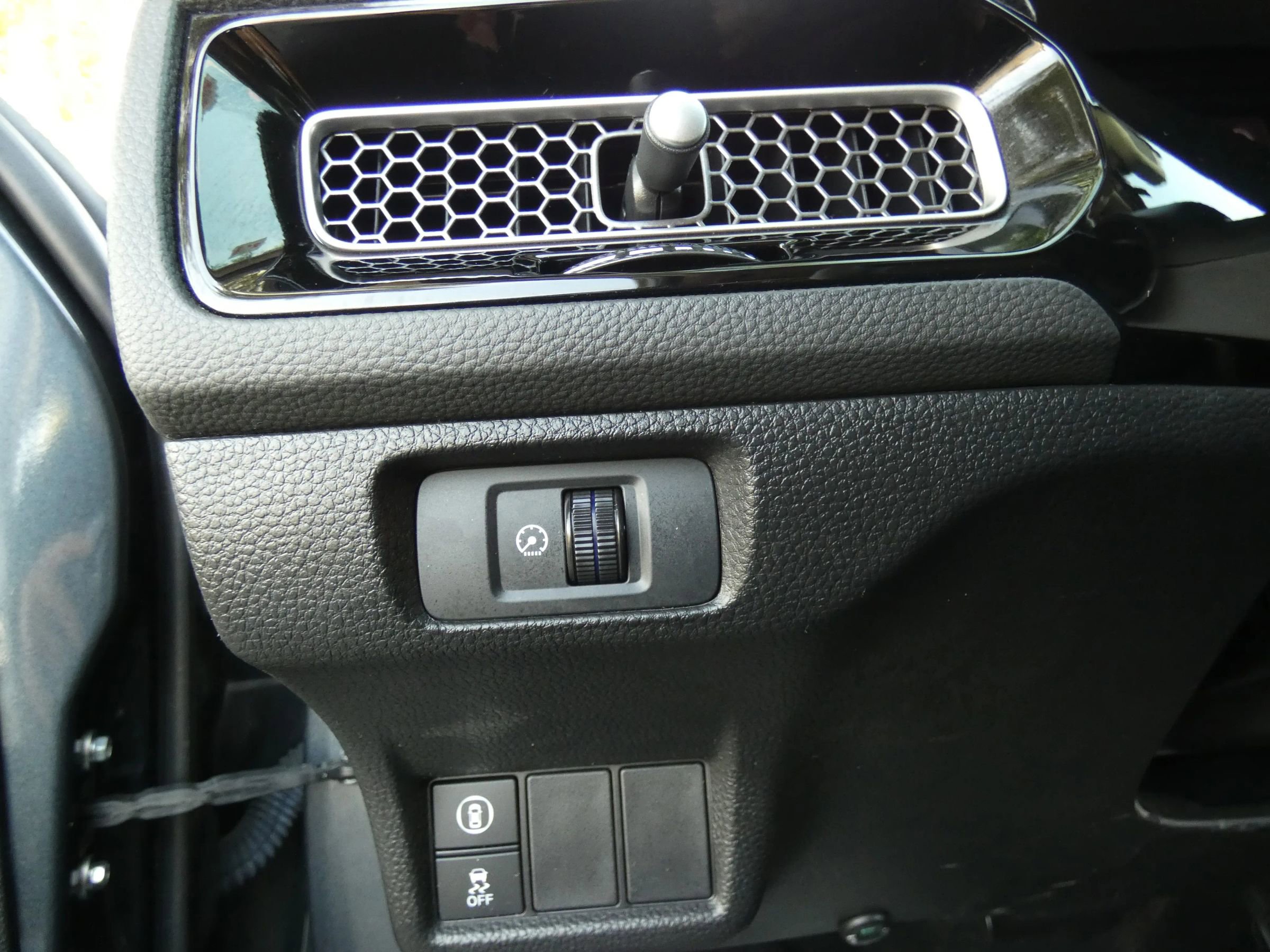 Used 2022 Honda Civic LX image 61