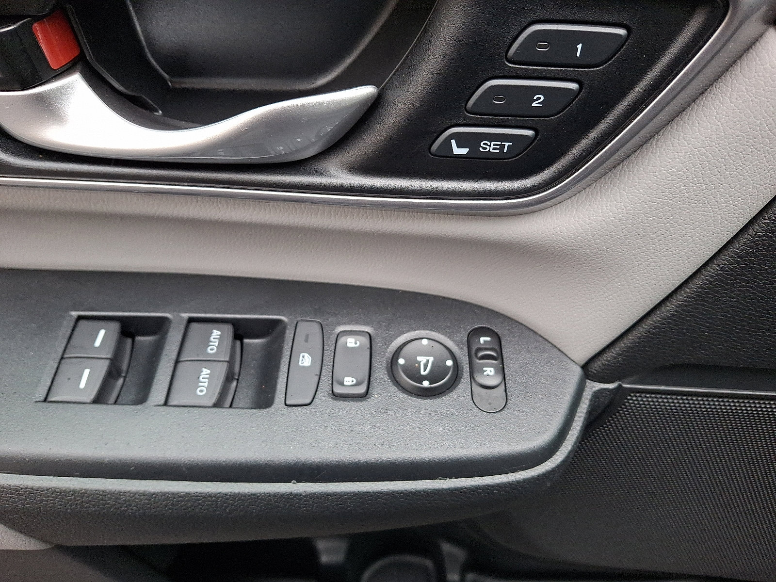 Used 2017 Honda CR-V EX-L image 20