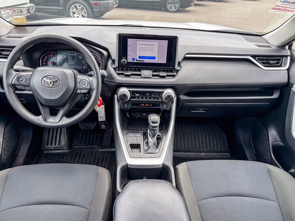 Used 2023 Toyota RAV4 LE AWD/4WD image 15