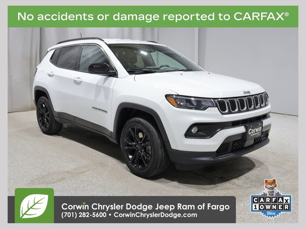 Used 2023 Jeep Compass Latitude AWD/4WD image 1