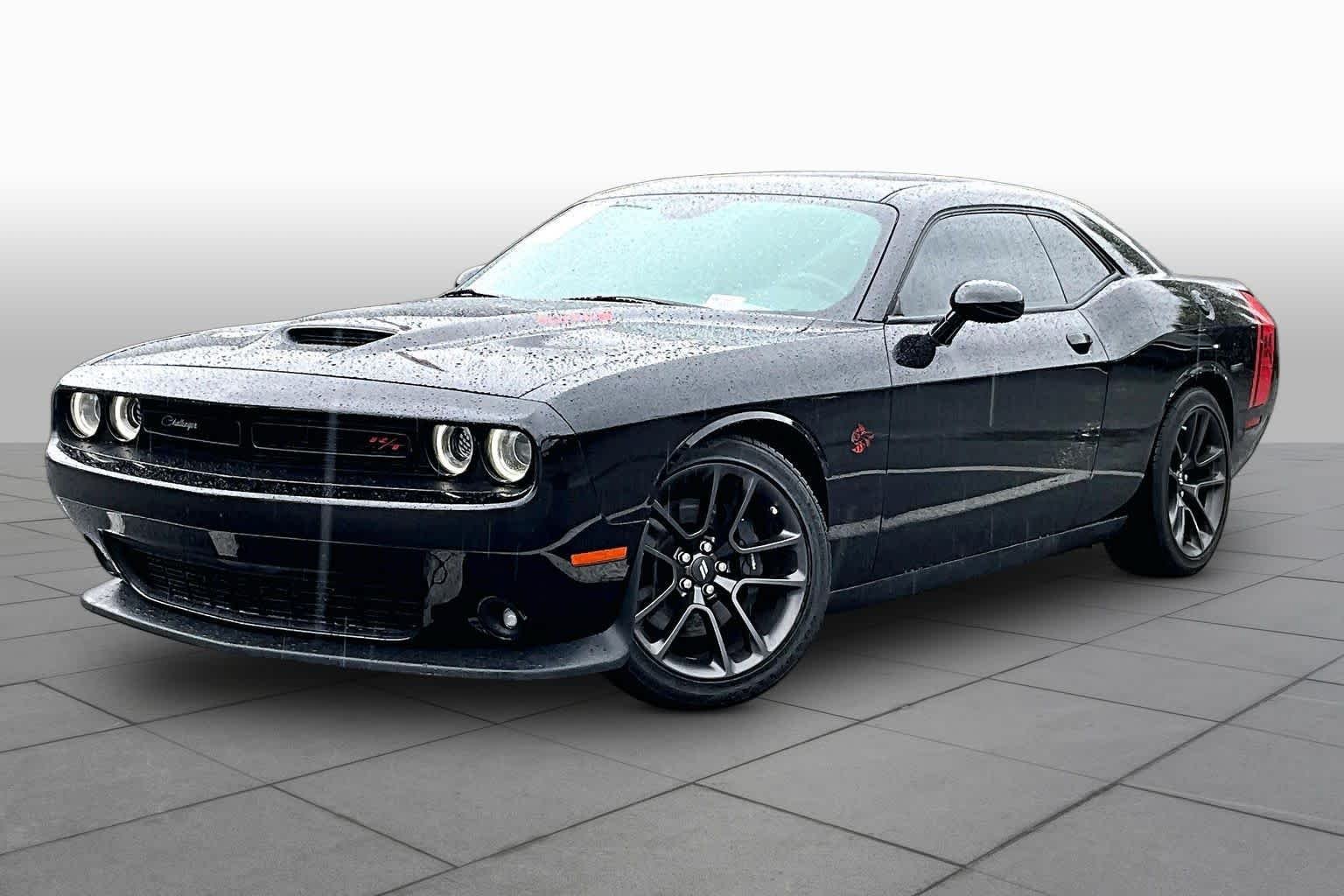 Used 2021 Dodge Challenger R/T Scat Pack RWD image 2