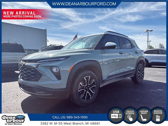 Used 2025 Chevrolet TrailBlazer ACTIV AWD/4WD image 1