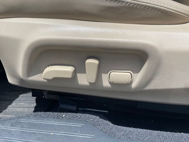 Used 2017 Subaru Outback 2.5i Limited AWD/4WD image 18