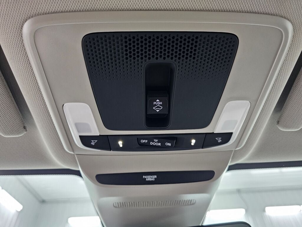 New 2027 Honda HR-V EX-L image 19