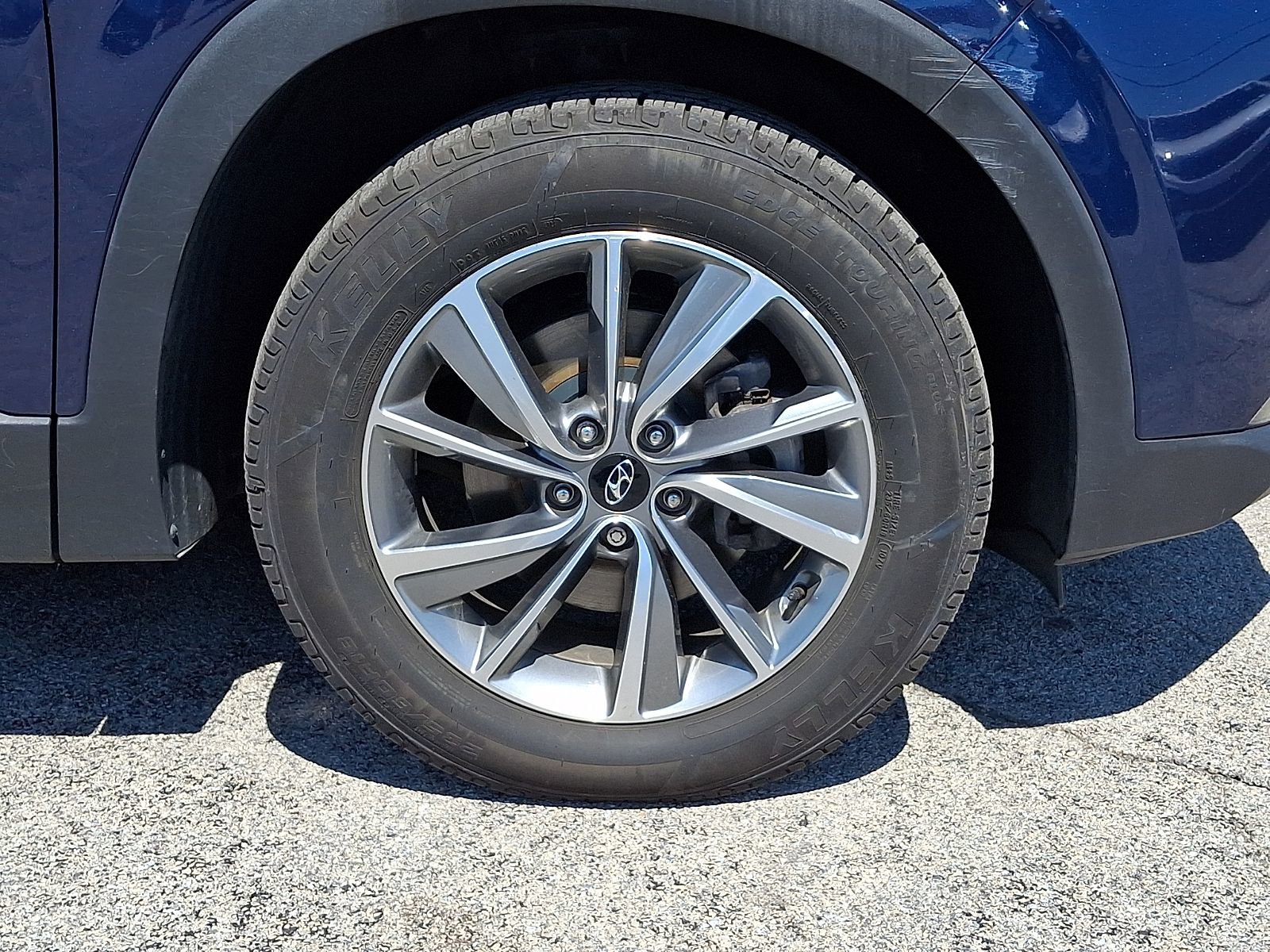 Used 2019 Hyundai Santa Fe SEL image 9