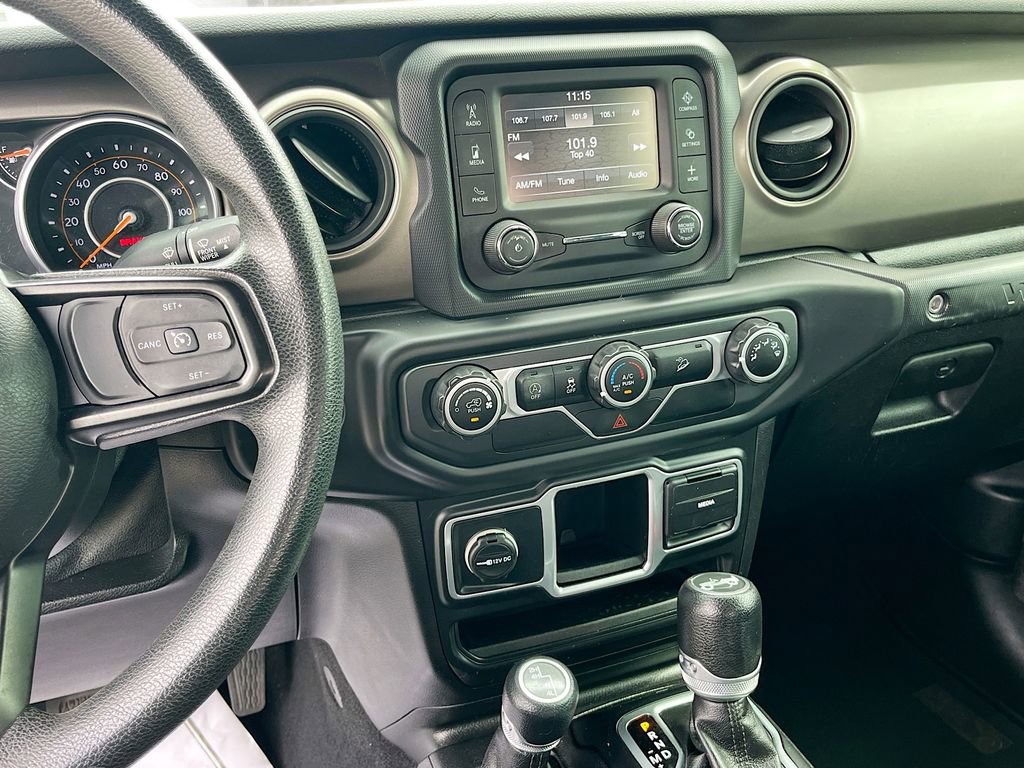 Used 2018 Jeep Wrangler Unlimited Sport image 14