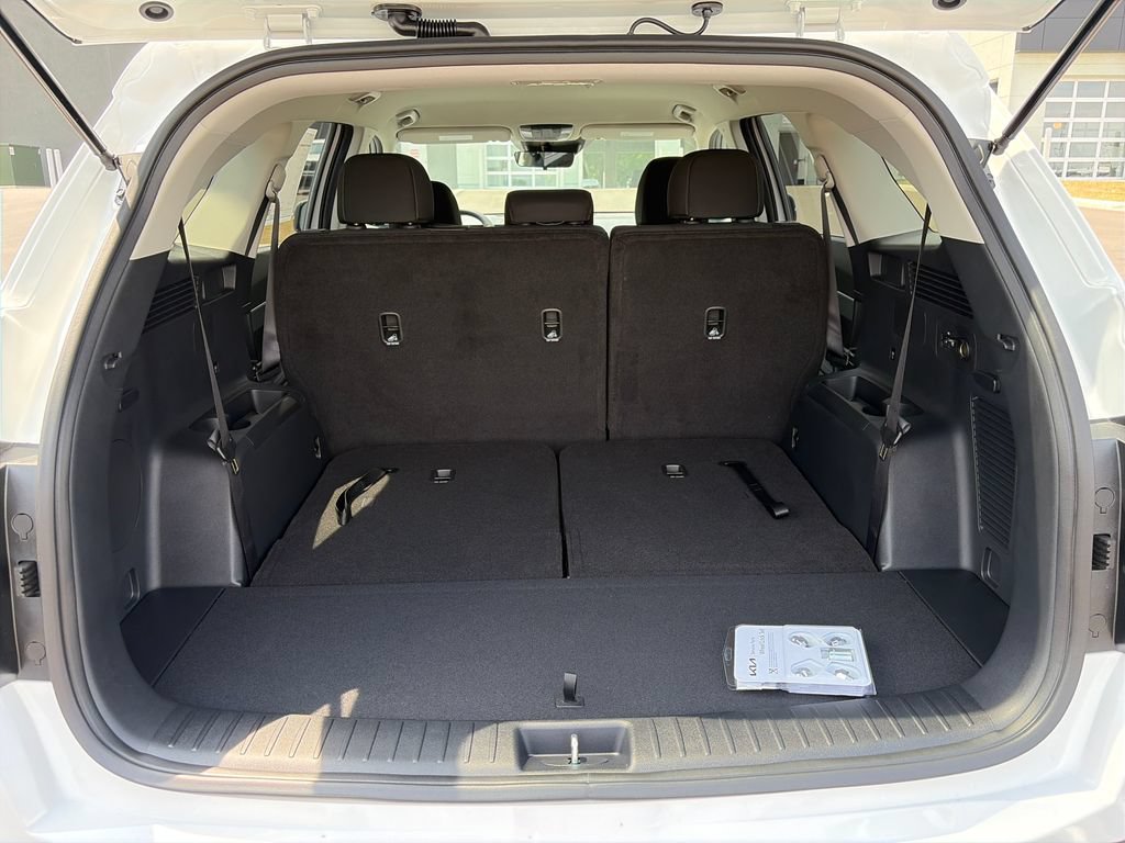 New 2026 Kia Sorento LX FWD image 7