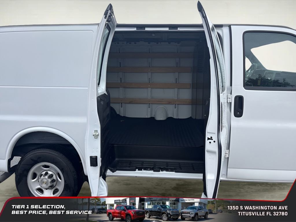 Used 2024 Chevrolet Express 2500 w/ Driver Convenience Package image 11