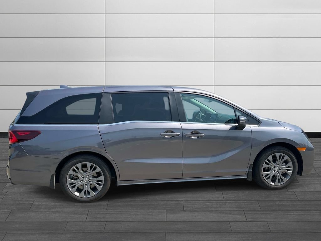 Used 2026 Honda Odyssey Touring image 6
