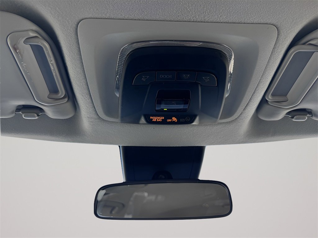 Used 2022 Toyota Corolla Cross LE image 34