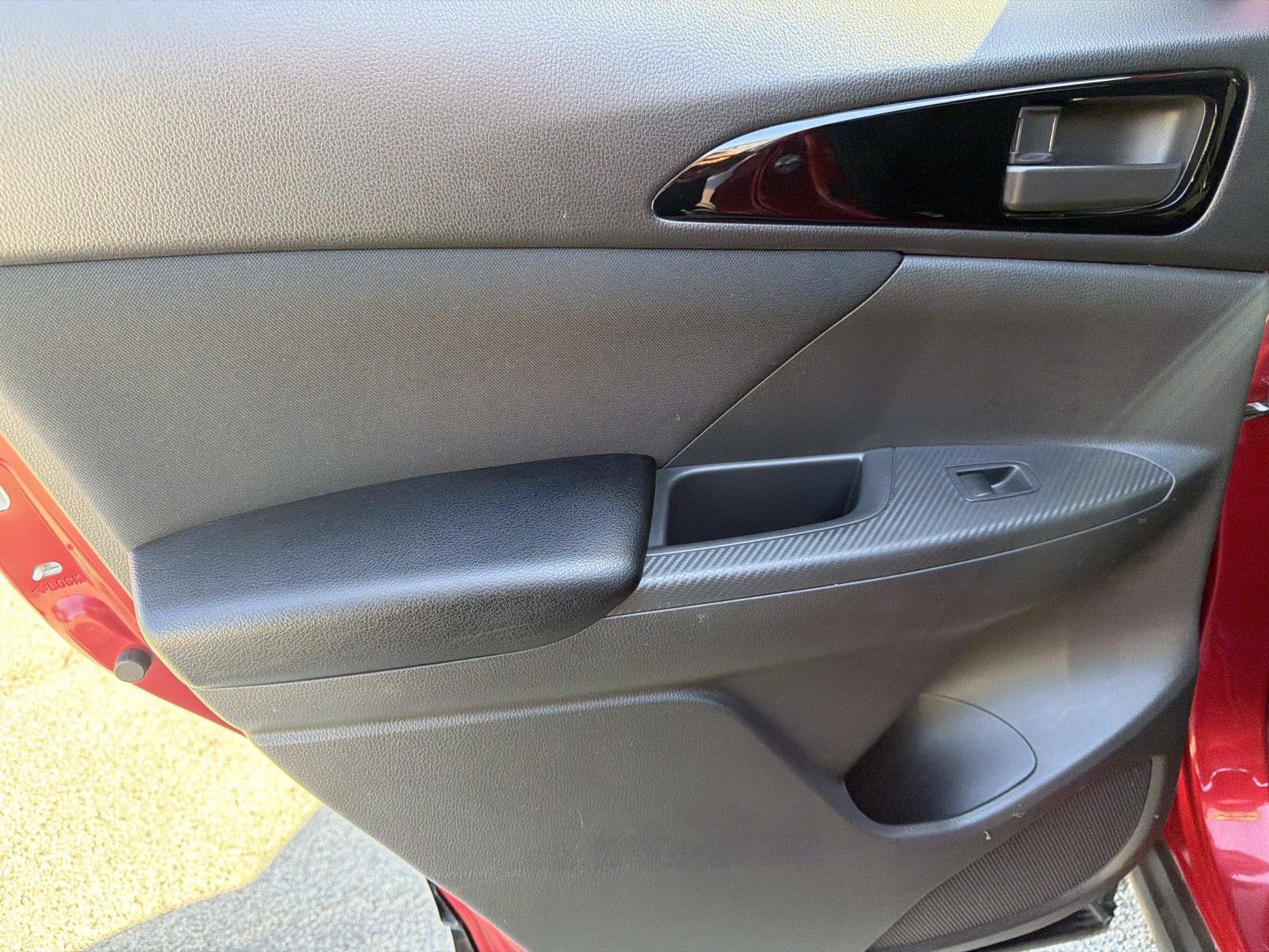 Used 2018 Mitsubishi Eclipse Cross LE AWD/4WD image 9