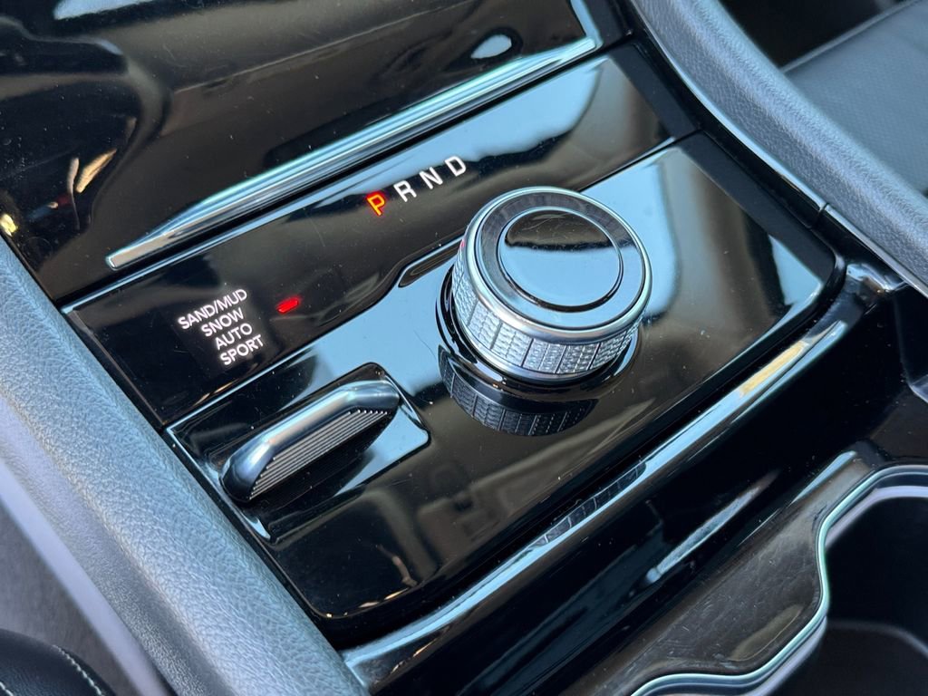 Used 2023 Jeep Grand Cherokee L Limited w/ Luxury Tech Group II image 28