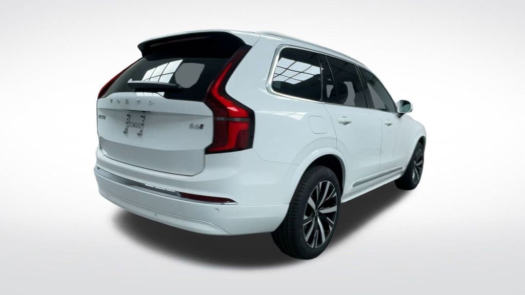 New 2026 Volvo XC90 B6 Core w/ Protection Package image 20