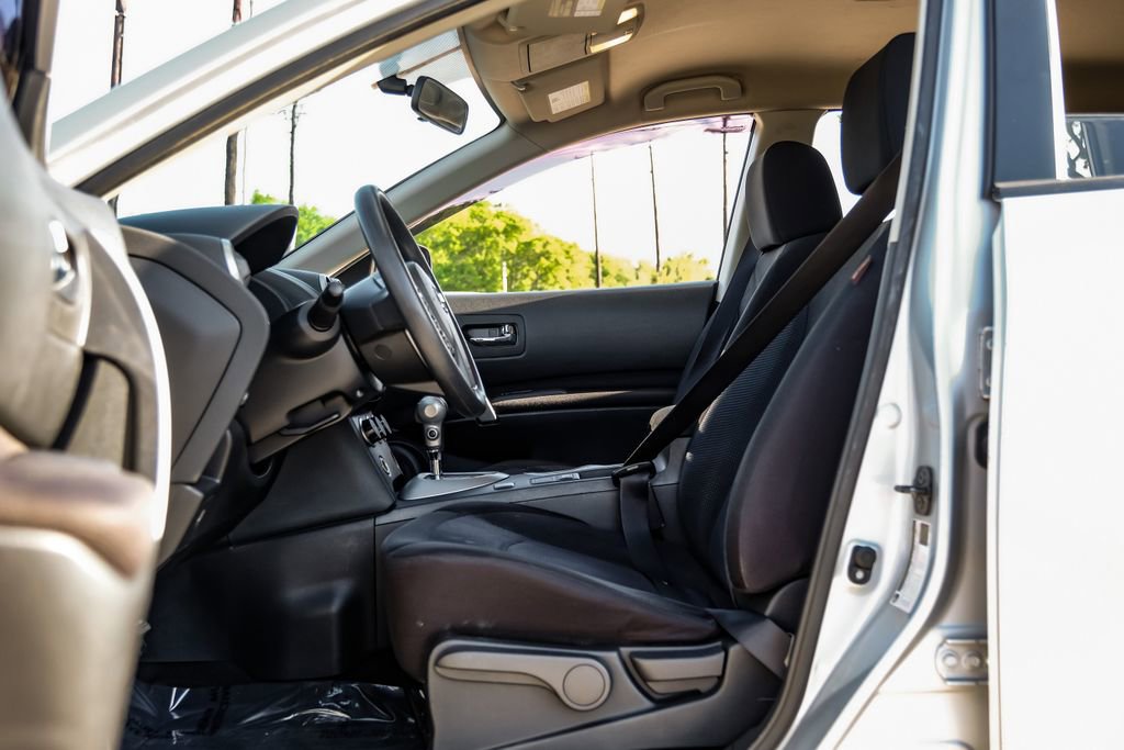 Used 2015 Nissan Rogue S w/ Convenience Package image 32