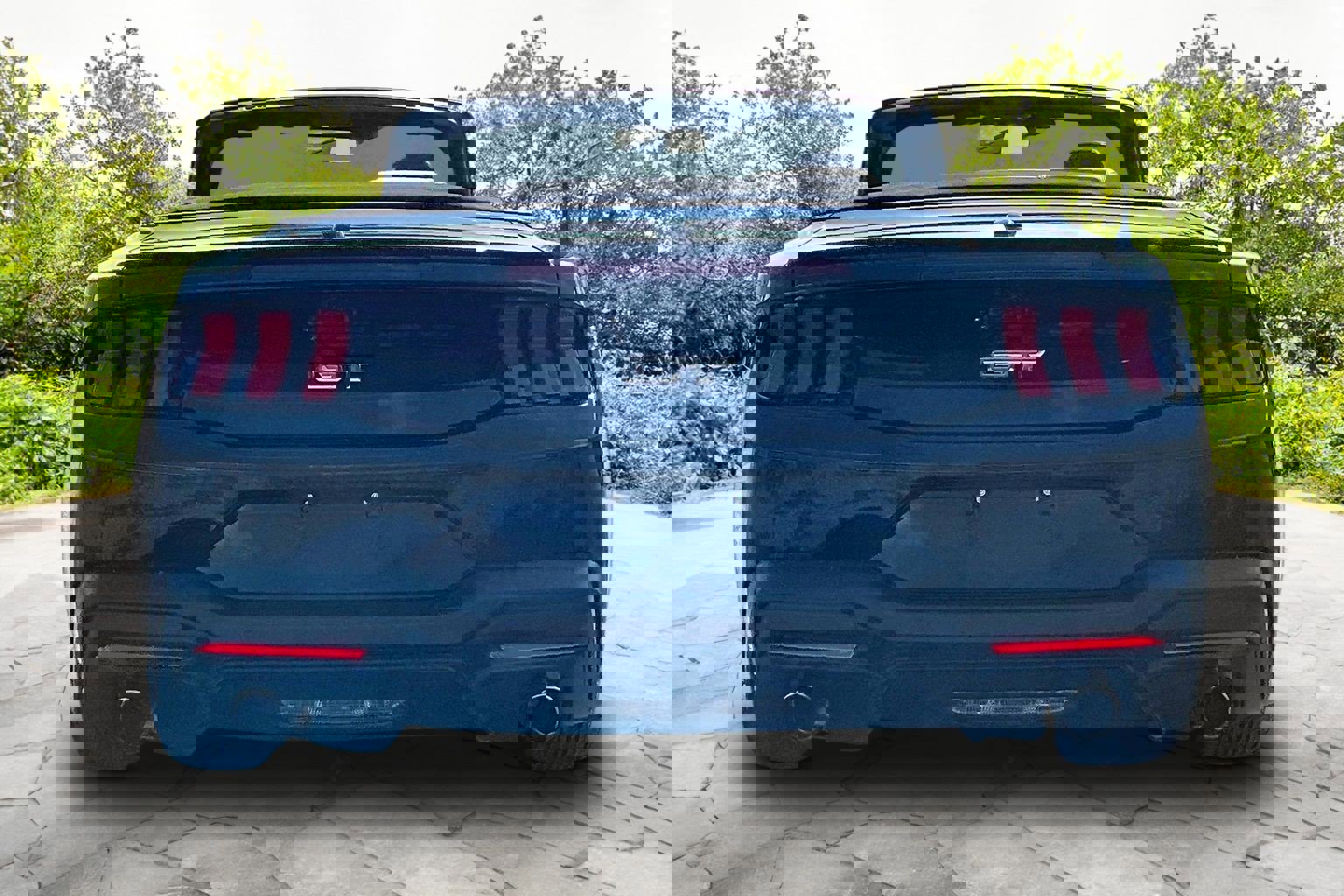 Used 2024 Ford Mustang GT Premium image 4