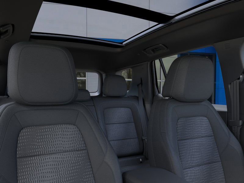 New 2026 Chevrolet Equinox LT w/ Safety and Technology Package FWD image 32