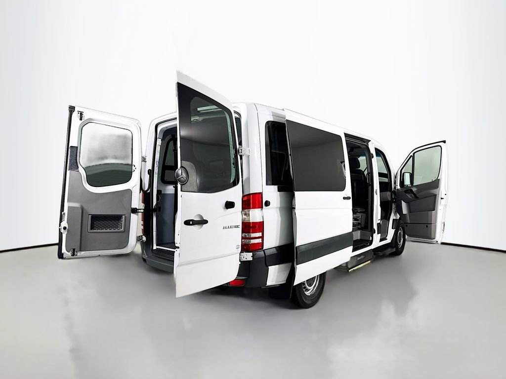 Used 2016 Mercedes-Benz Sprinter 2500 image 19