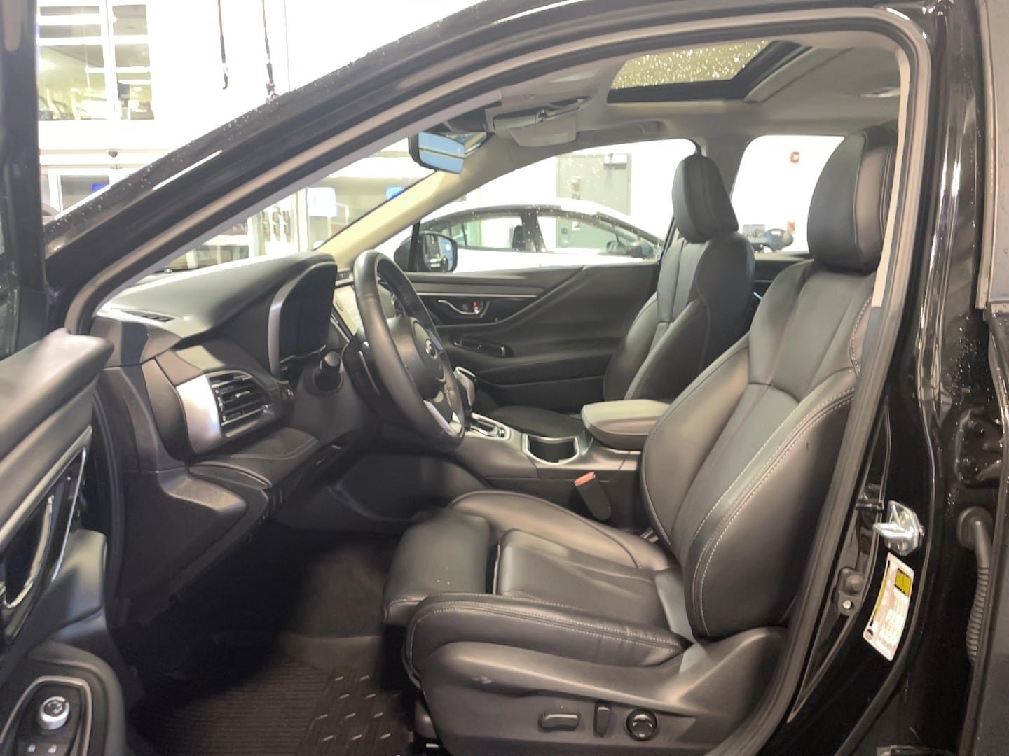 Used 2025 Subaru Legacy Limited AWD/4WD image 8