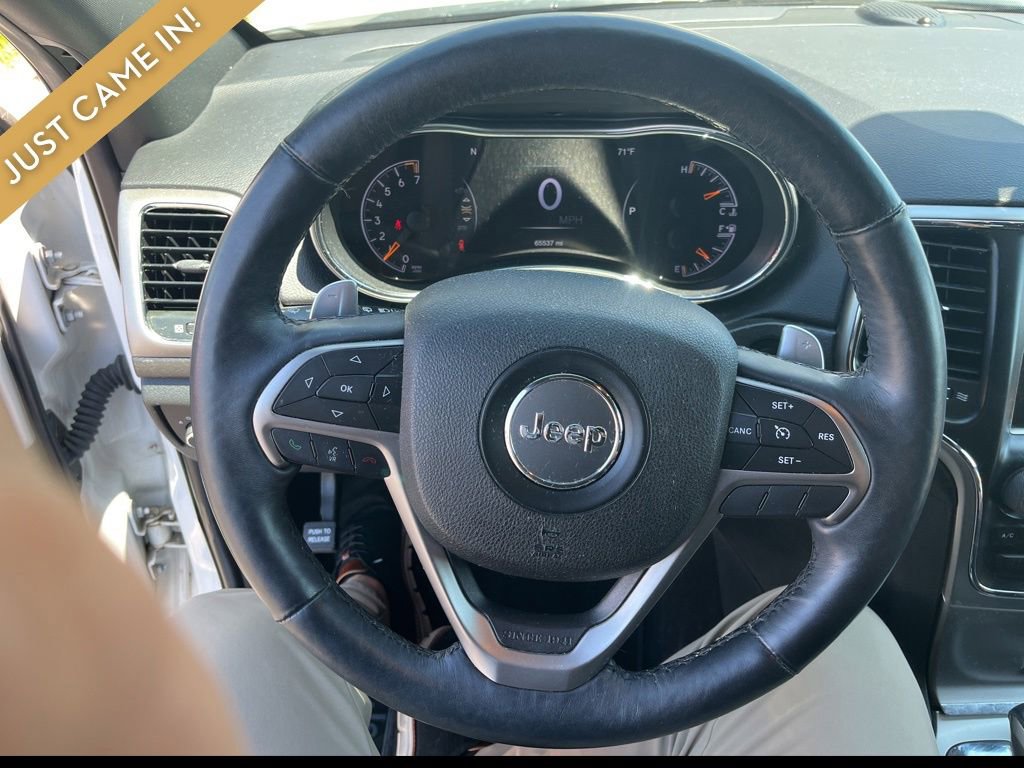 Used 2017 Jeep Grand Cherokee Altitude AWD/4WD image 12