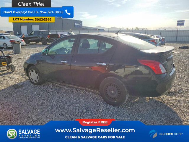 Used 2013 Nissan Versa SV FWD image 3