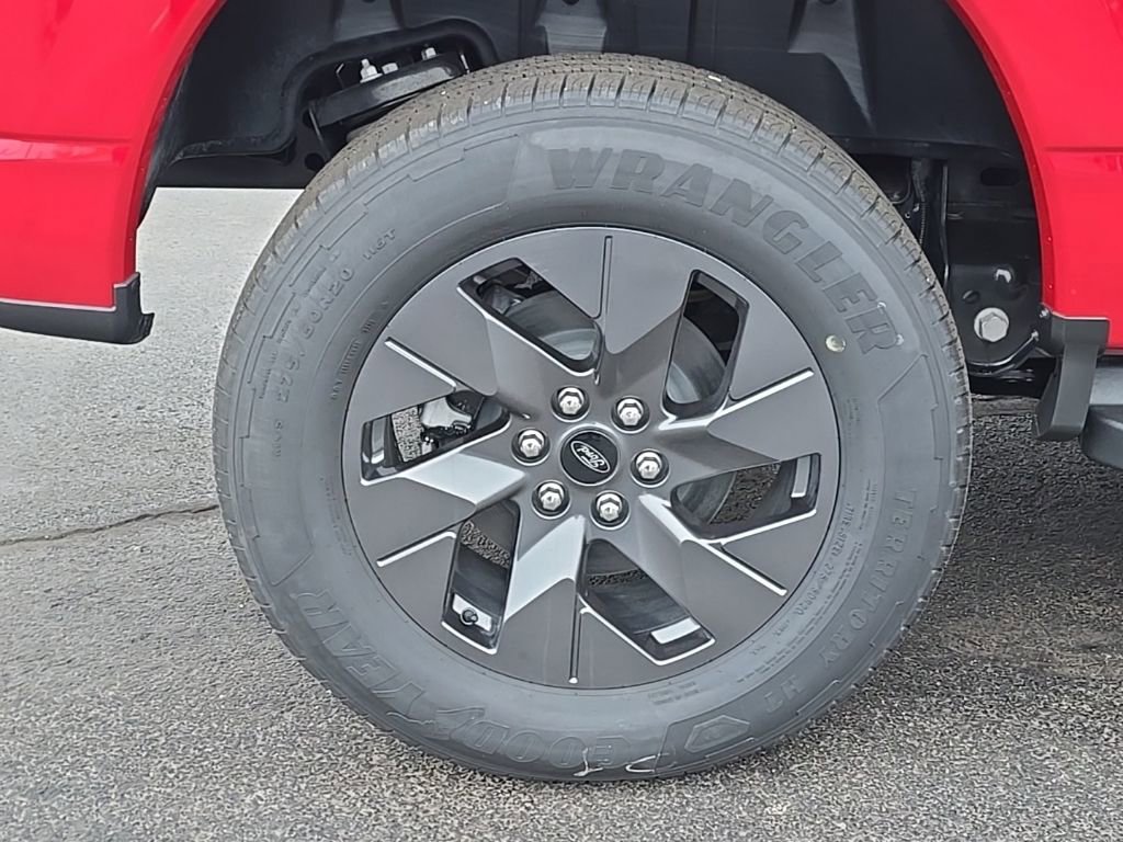 New 2025 Ford F150 Lightning Flash AWD/4WD image 60