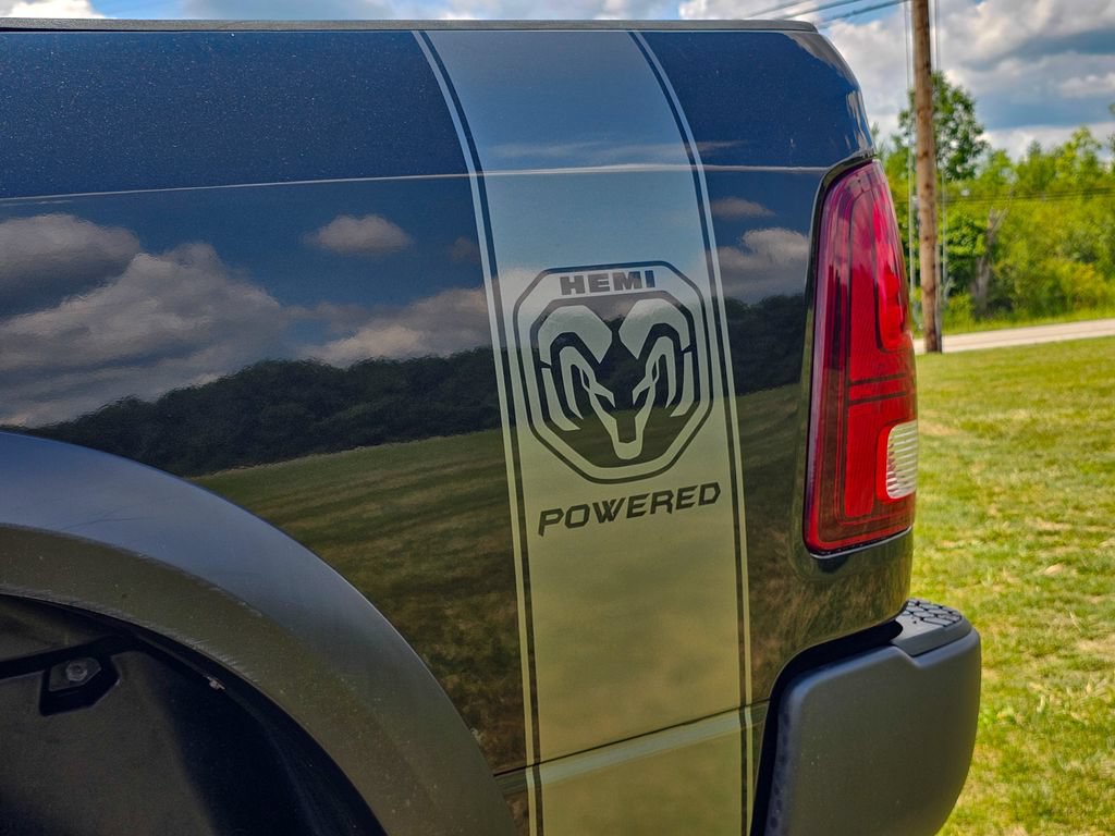 Used 2018 RAM 1500 Rebel w/ Luxury Group AWD/4WD image 10