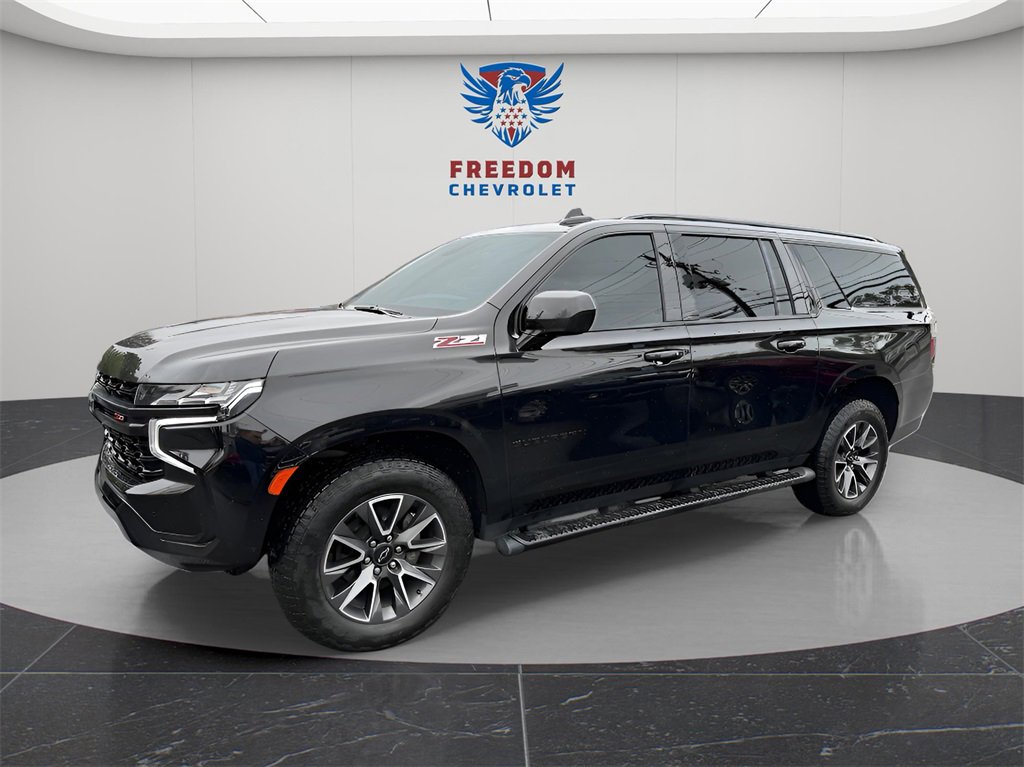 Used 2023 Chevrolet Suburban Z71 image 2